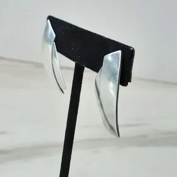 ANNE FORBES Modernist 925 Sterling Silver Triangle Double Panel Post Earrings